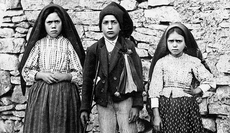 The Fatima Seers (L/R) Lucia dos Santos, Francisco and Jacinta Marto